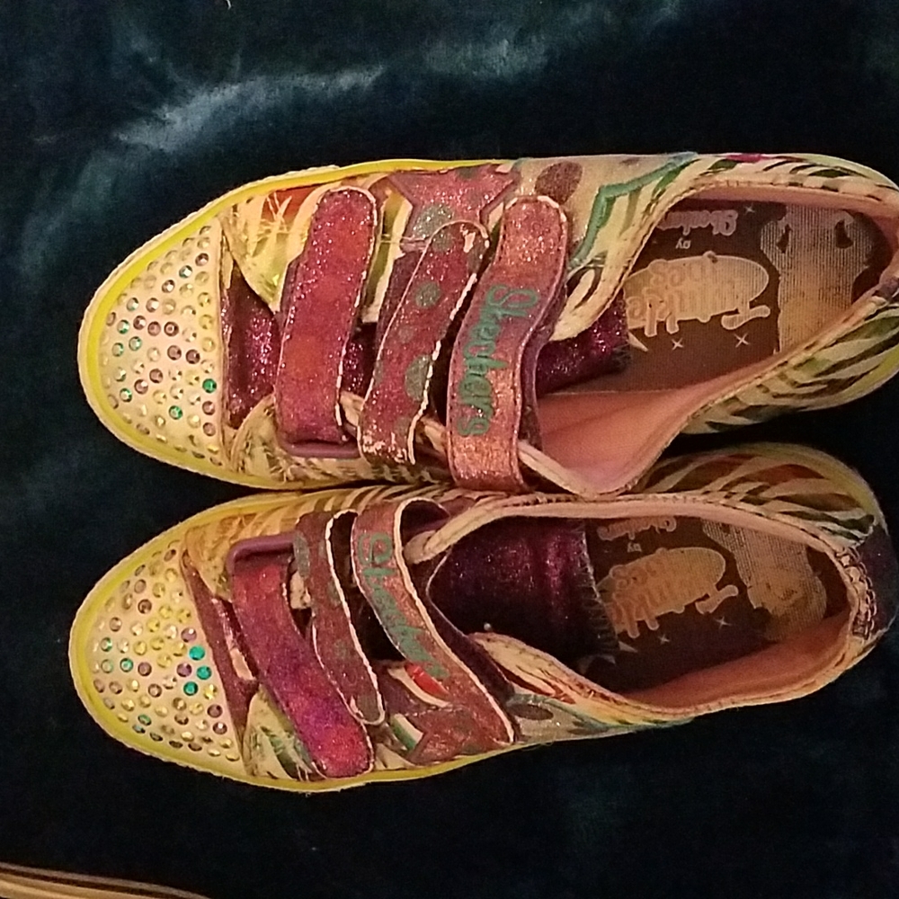 Twinkle Toes tennis shoes